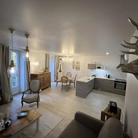 Babolene Shabby Suite Villefranche-de-Rouergue Room photo